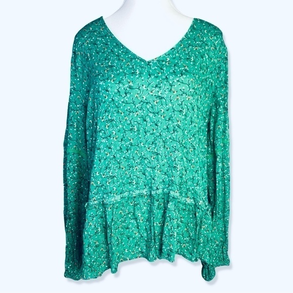 ⭐️PLEIONE Womens Green Floral Flowy Ruffle Oversized Blouse - Picture 1 of 7